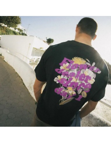 T-shirt Dealer - Oxbow